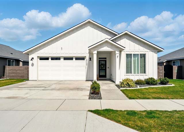 Property at 4730 Village View St, Richland, WA 99352, 3 beds, 2 baths