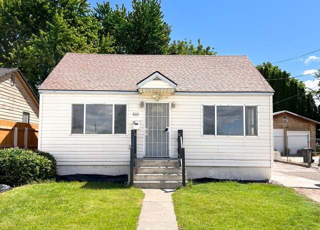Property at 409 Elm St, Grandview, WA 98930, 4 beds, 2 baths