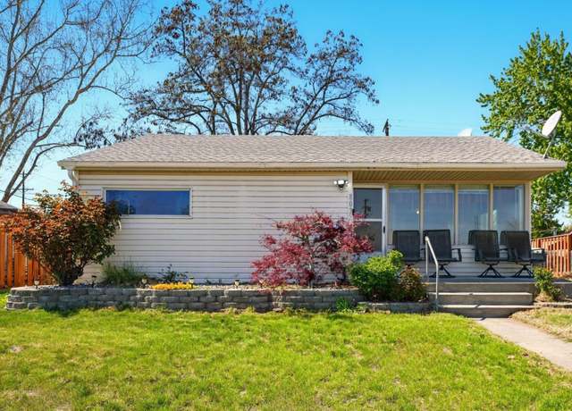 Property at 803 Smith Ave, Richland, WA 99352, 2 beds, 1 bath
