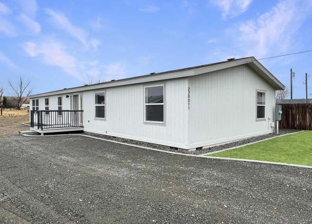 Property at 220011 E Game Farm Rd, Kennewick, WA 99337, 4 beds, 2 baths