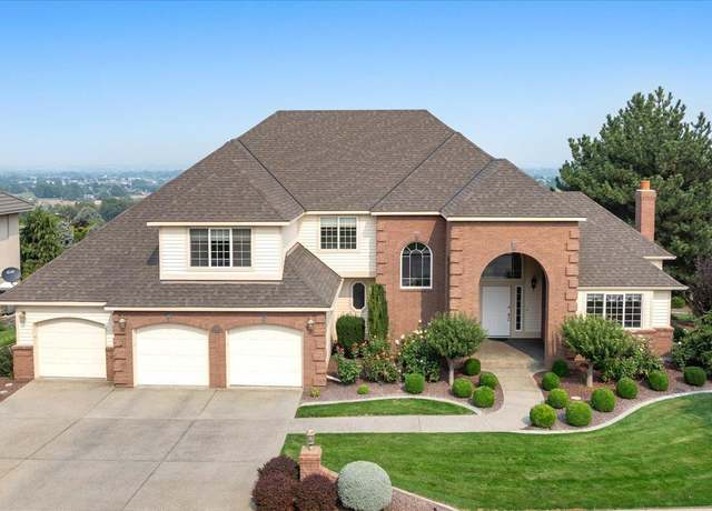Property at 3800 W 43rd Ave, Kennewick, WA 99337, 5 beds, 4 baths