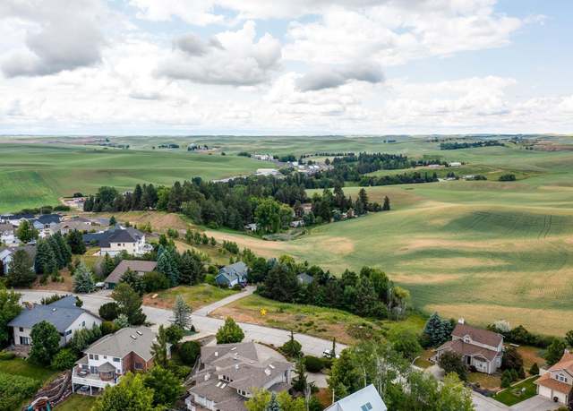 Property at 1540 & 1550 SW Wadleigh Dr, Pullman, WA 99163