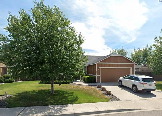 Property at 6603 W 5th Ave, Kennewick, WA 99336, 3 beds, 2 baths