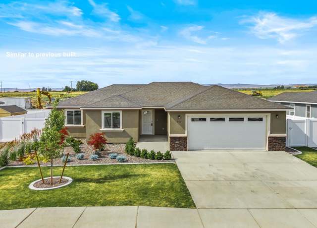 Property at 104 Luli St, Grandview, WA 98930, 4 beds, 2 baths
