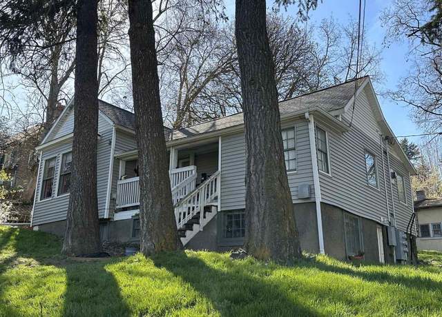 Property at 310 SE Spring St #3, Pullman, WA 99163, 4 beds