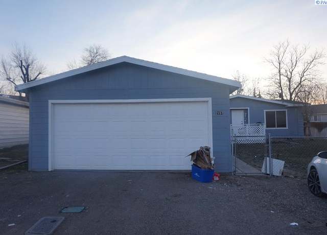 Property at 2157 N Vermont Loop, Kennewick, WA 99336, 3 beds, 2 baths