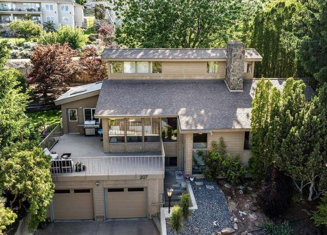 Property at 207 Hillview Dr, Richland, WA 99352, 3 beds, 3.5 baths