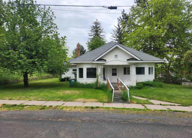 Property at 215 Fonner St, Endicott, WA 99125, 3 beds, 2 baths