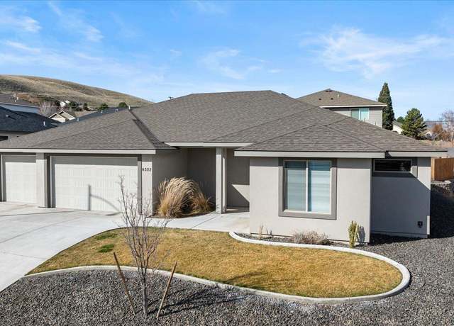 Property at 4302 S Conway Pl, Kennewick, WA 99337, 3 beds, 0.5 baths