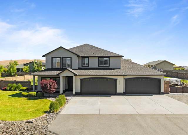 Property at 76704 E Timothy Ln, Kennewick, WA 99338, 3 beds, 2.5 baths