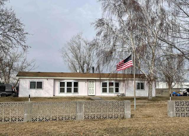 Property at 52704 E Christy Rd, Plymouth, WA 99346, 3 beds, 2 baths