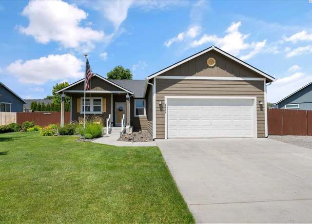 Property at 5900 Kona Dr, West Richland, WA 99353, 3 beds, 2 baths