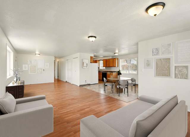 Property at 1005 Jonah Ln, Benton City, WA 99320, 3 beds, 2 baths