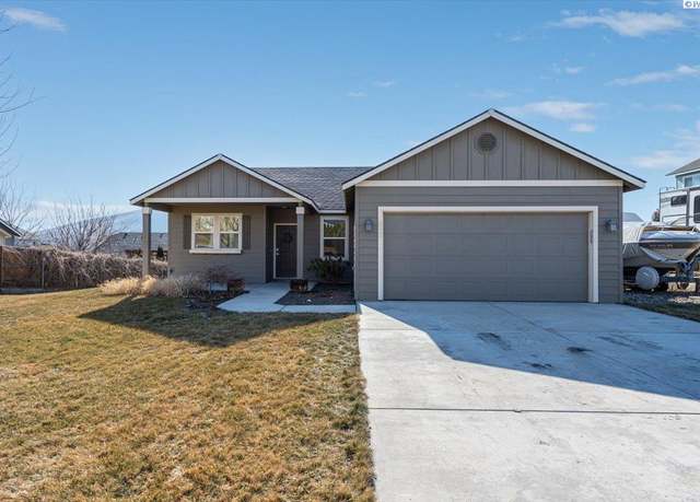Property at 2035 Crab Apple Cir, West Richland, WA 99353, 3 beds, 2 baths