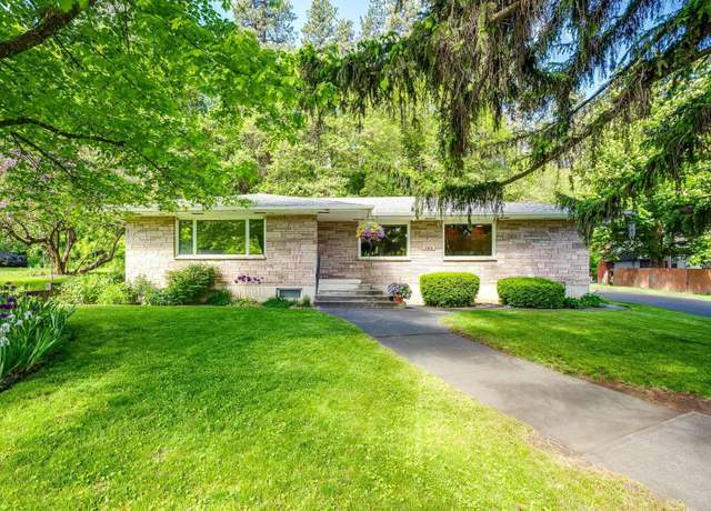 Property at 609 N Perkins Ave, Colfax, WA 99111, 5 beds, 2.5 baths