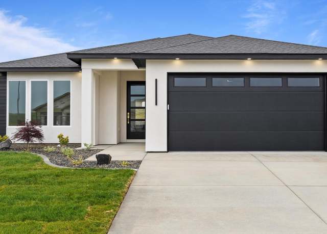 Property at 3467 Stardust St, Richland, WA 99352, 3 beds, 2 baths
