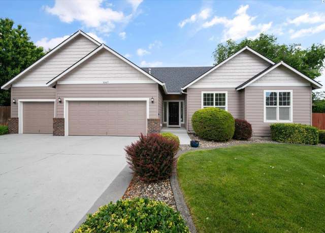 Property at 10407 Aspen Loop, Pasco, WA 99301, 3 beds, 2 baths