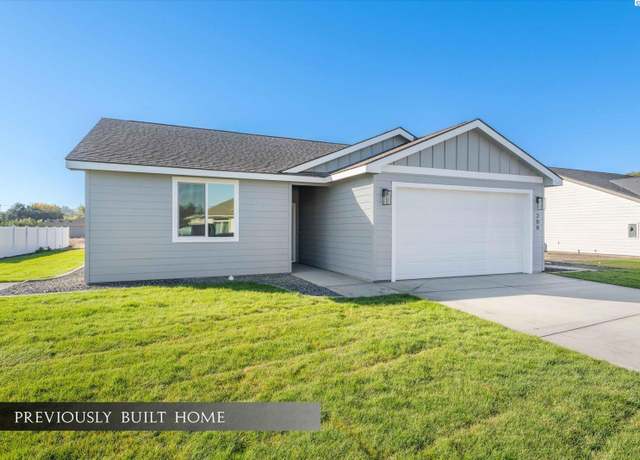 Property at 2721 S Beech St, Kennewick, WA 99337, 3 beds, 2 baths