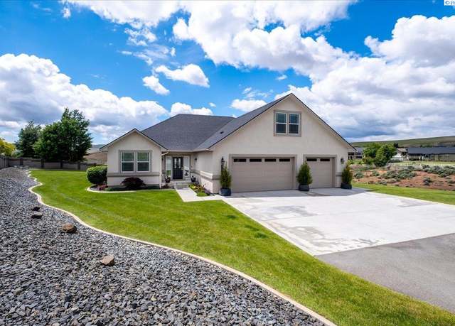 Property at 87021 Summit View Dr, Kennewick, WA 99338, 3 beds, 2 baths