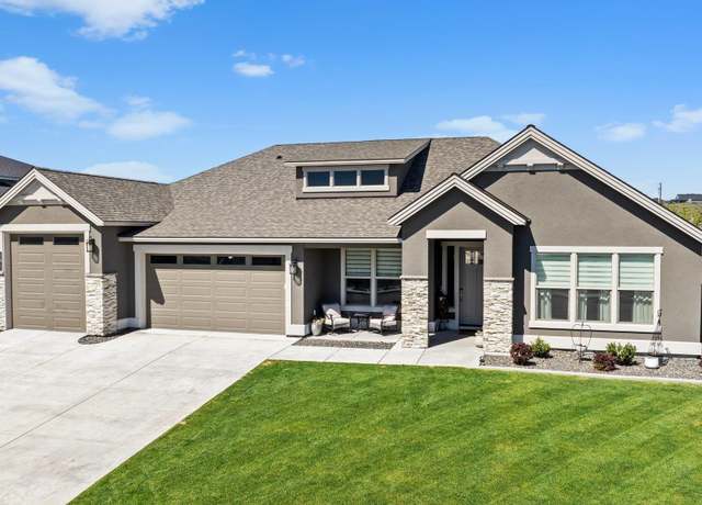 Property at 11911 Nottingham Dr, Pasco, WA 99301, 4 beds, 3 baths