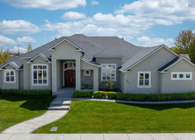 Property at 5001 W 20th Ave, Kennewick, WA 99338, 3 beds, 3.5 baths