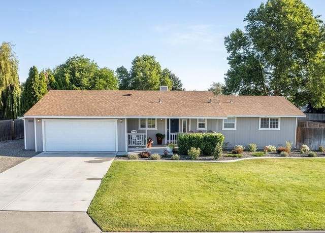 Property at 1506 W 38th Pl, Kennewick, WA 99337, 3 beds, 2 baths