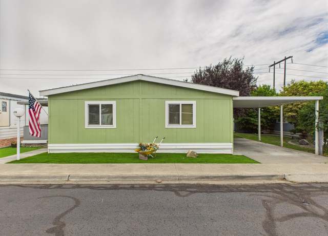 Property at 7901 W Clearwater #124 Ave #124, Kennewick, WA 99336, 3 beds, 2 baths