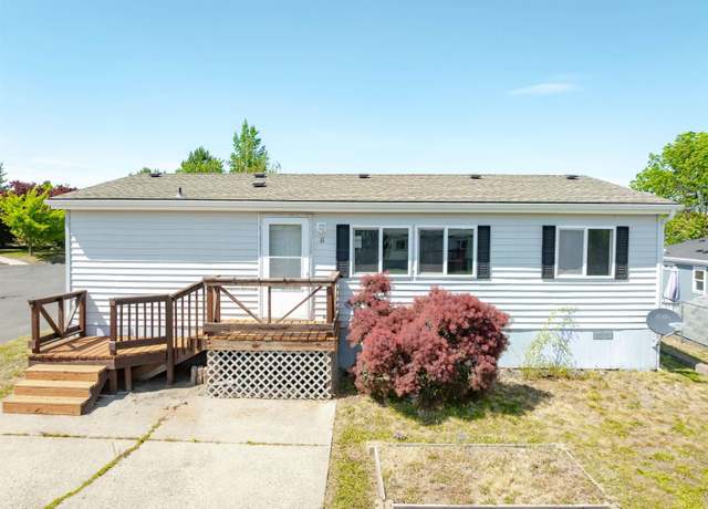 Property at 255 NW Golden Hls #11, Pullman, WA 99163, 3 beds, 2 baths