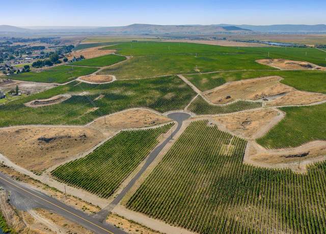 Property at 108756 N Corkscrew PR Pr NE, West Richland, WA 99353