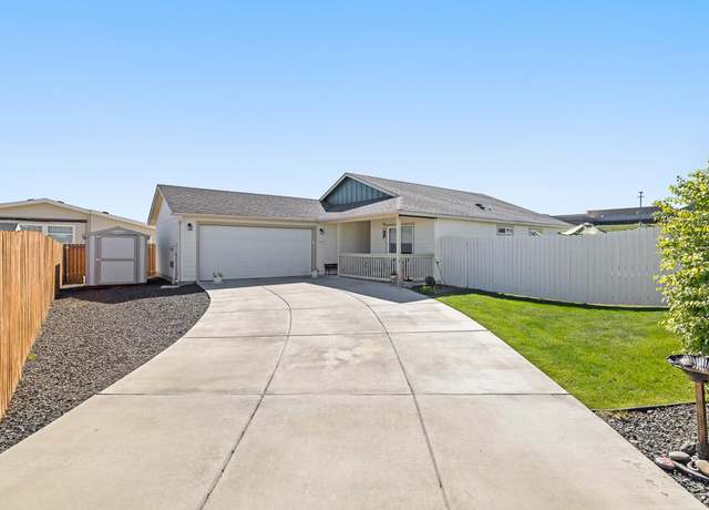 Property at 1608 Cactus Loop, Richland, WA 99352, 3 beds, 2 baths