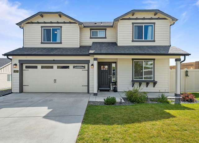 Property at 2628 S Wilson St, Kennewick, WA 99336, 5 beds, 0.5 baths