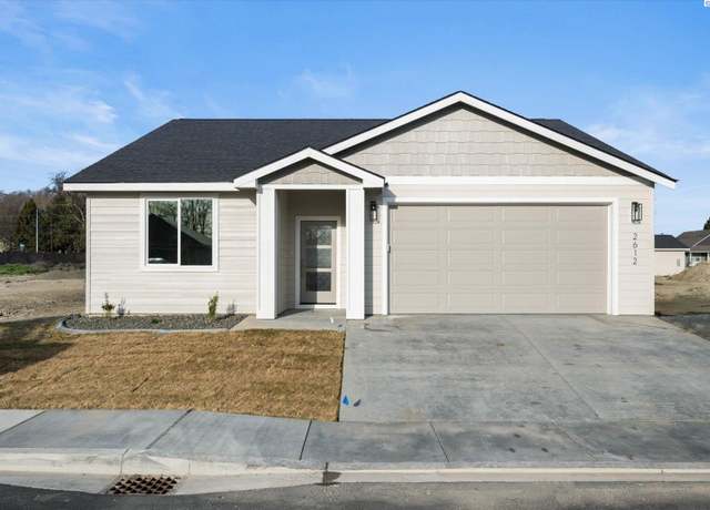 Property at 2612 S Beech St, Kennewick, WA 99337, 3 beds, 2 baths