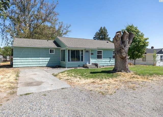 Property at 509 S Johnson St, Kennewick, WA 99336, 4 beds, 1 bath