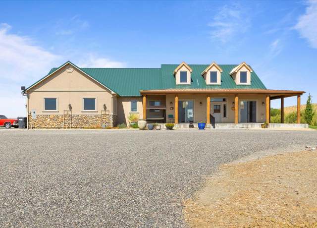 Property at 7120 Bristol Ln, West Richland, WA 99353, 4 beds, 3 baths