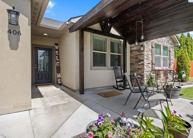 Property at 406 W 49th Ave, Kennewick, WA 99337, 3 beds, 2 baths