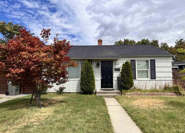 Property at 1110 W 2nd Ave, Kennewick, WA 99336, 2 beds, 1 bath