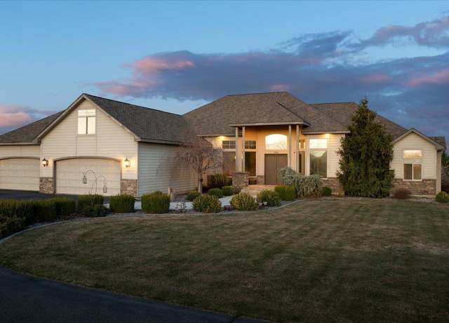 Property at 2950 Clark Ct, West Richland, WA 99353, 3 beds, 4.5 baths