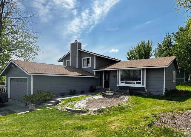Property at 7 Wagon Wheel PR Pr NW, Benton City, WA 99320, 4 beds, 2.5 baths