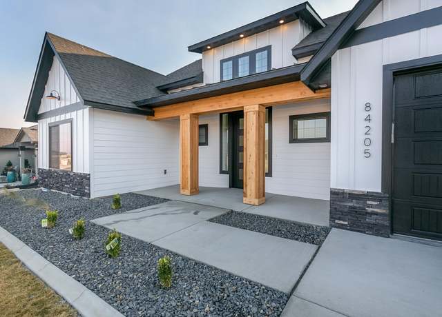 Property at 5972 W 28th Pl, Kennewick, WA 99337, 3 beds, 2.5 baths