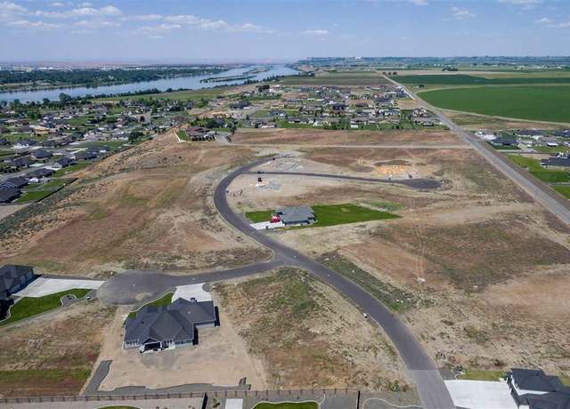 Property at 6820 (Lot 8) Eagle Crest Dr, Pasco, WA 99301