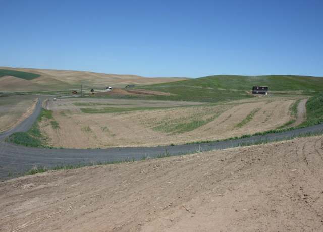 Property at 2 Golden Wheat Ln, Pullman, WA