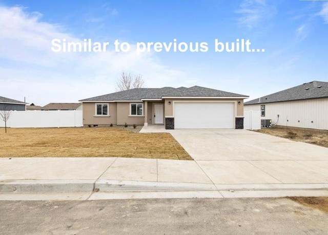 Property at 112 Luli St, Grandview, WA 98930, 4 beds, 2 baths