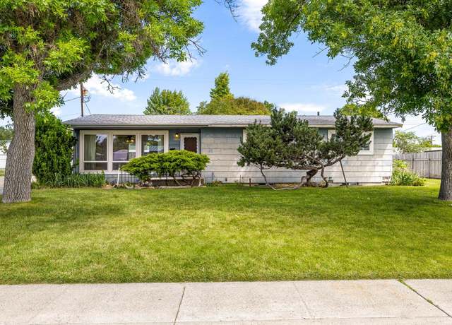 Property at 2108 Torbett St, Richland, WA 99354, 4 beds, 2 baths