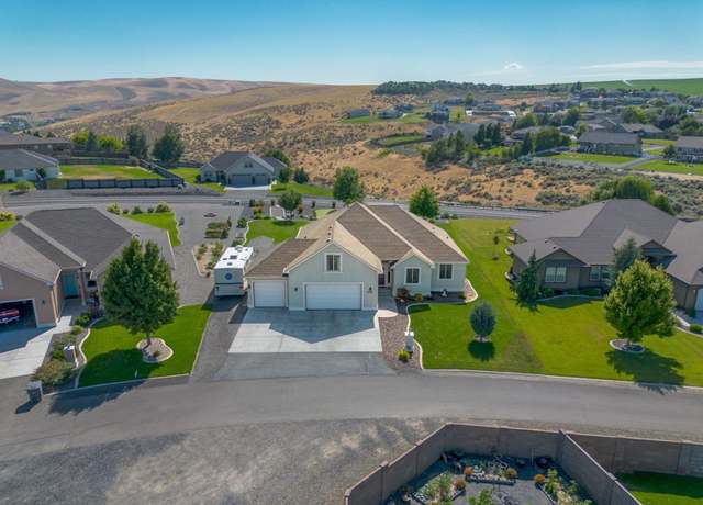 Property at 87069 E Haven View PR Pr SE, Kennewick, WA 99338, 3 beds, 2 baths