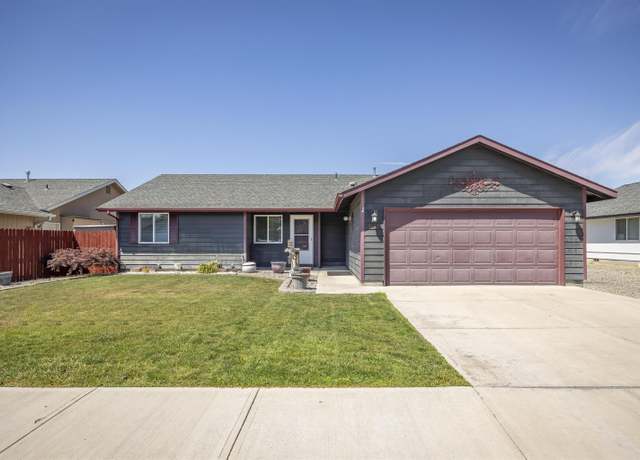 Property at 8307 Camano Dr, Pasco, WA 99301, 4 beds, 2 baths