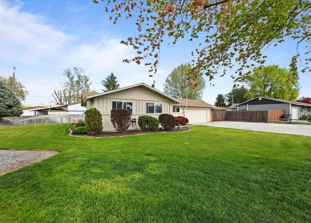 Property at 413 S Edison Pl, Kennewick, WA 99336, 3 beds, 2 baths