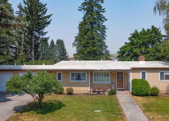 Property at 1720 NE Upper Dr, Pullman, WA 99163, 4 beds, 2 baths