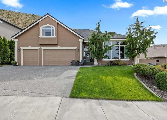 Property at 2349 Morency Dr, Richland, WA 99352, 4 beds, 3.5 baths