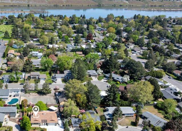 Property at 2534 Cordoba Ct, Richland, WA 99354, 5 beds, 3 baths