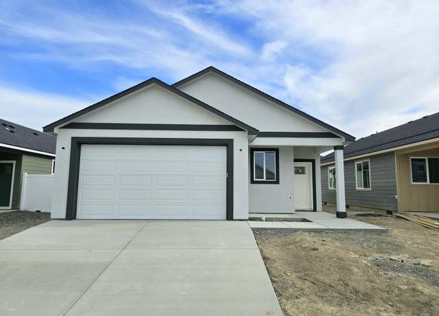 Property at 3635 Stardust St, Richland, WA 99352, 3 beds, 2 baths